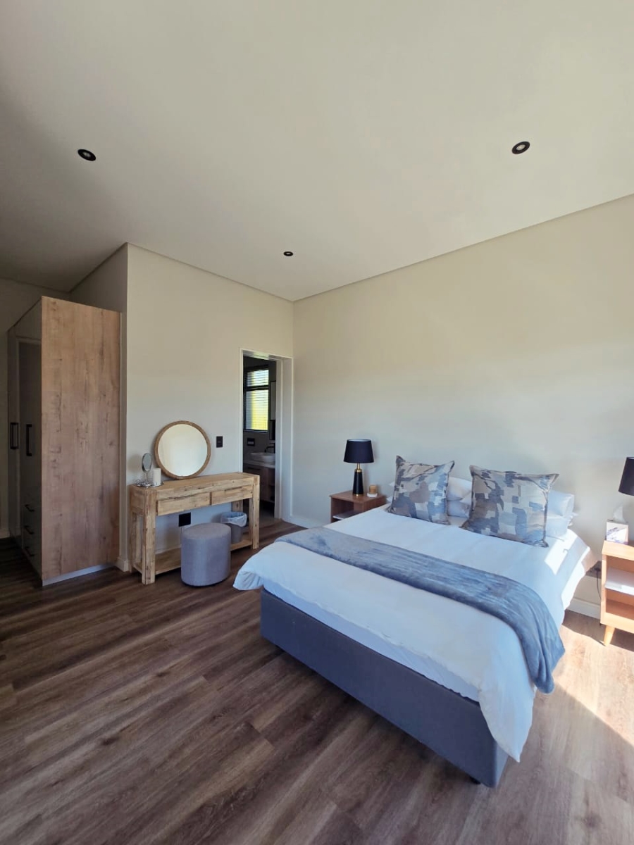 4 Bedroom Property for Sale in Oubaai Western Cape